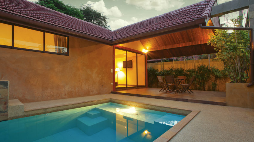 swimmingpool
